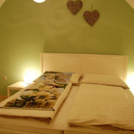 Hofgassl Zentgraf Bed and Breakfast Mörbisch am See Eksteriør billede