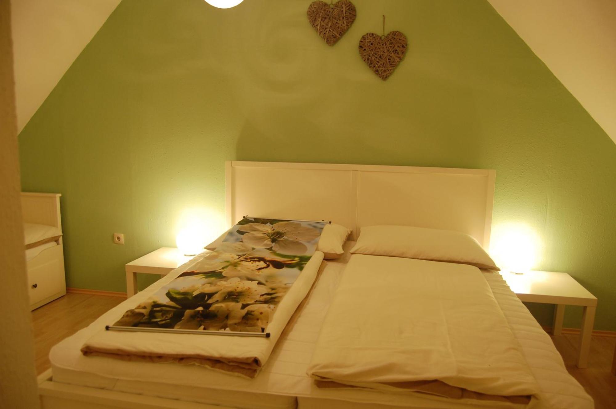 Hofgassl Zentgraf Bed and Breakfast Mörbisch am See Eksteriør billede