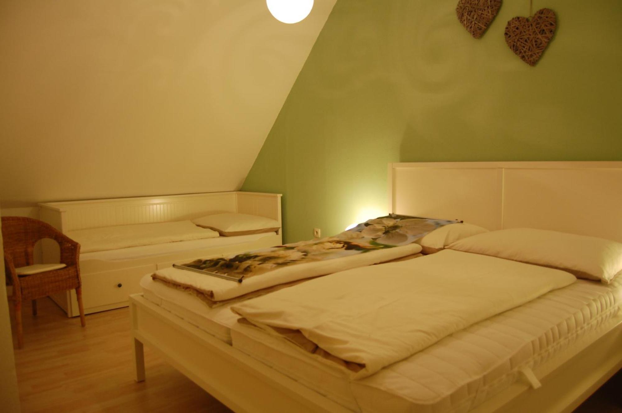 Hofgassl Zentgraf Bed and Breakfast Mörbisch am See Eksteriør billede